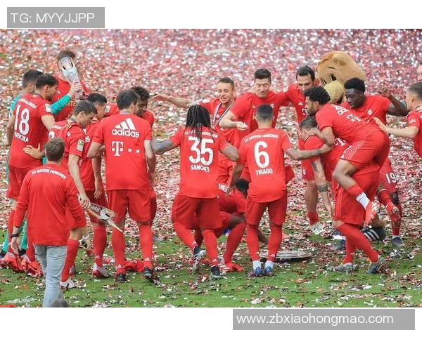 拜仁慕尼黑成功卫冕德甲冠军再次回家 拜仁慕尼黑成功卫冕德甲冠军再次回家